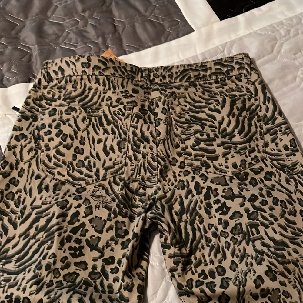 Democracy Leopard print skinny jeans.. - Picture 5 of 5